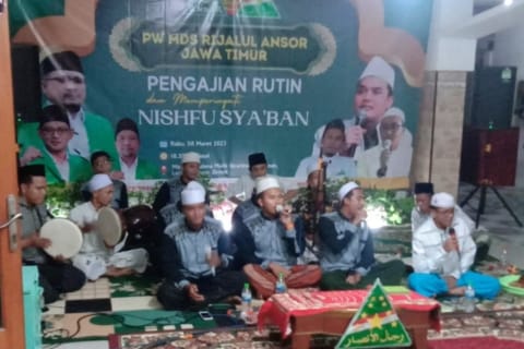 Ngaji Rutin MDS RA PW MDS Rijalul Ansor di Masjid Malik Ibrahim, Pasucinan Leran Gresik