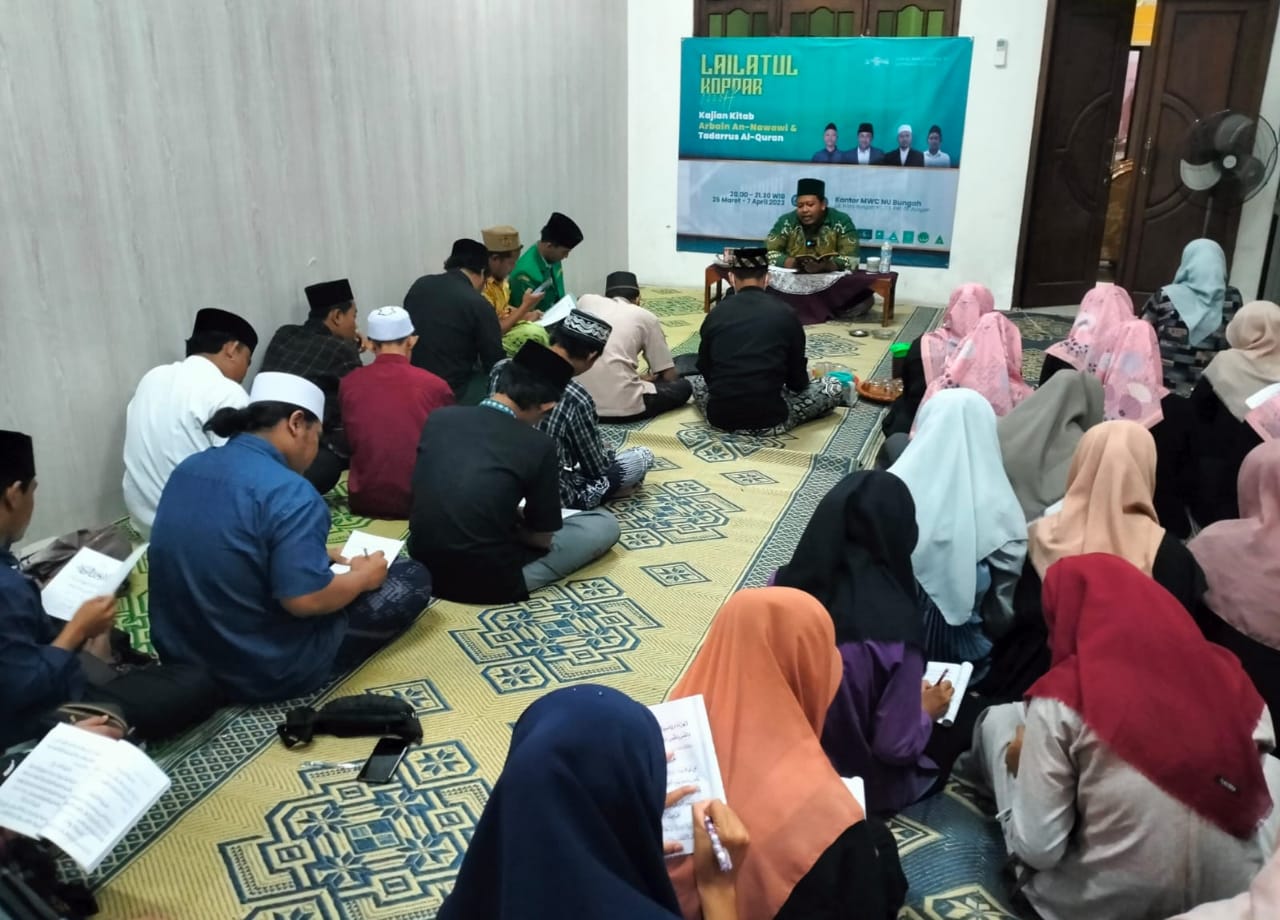 Pertemuan Kedelapan Lailatul Kopdar MWCNU Bungah, Ahad (2/4/2023) malam, di Kantor MWCNU Bungah. Foto : LTN MWCNU Bungah/NUGres