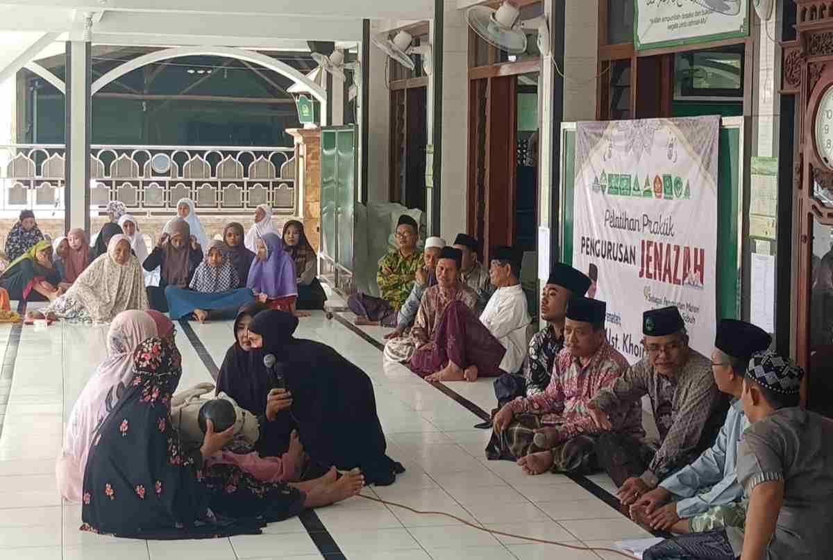 Latih merawat jenazah