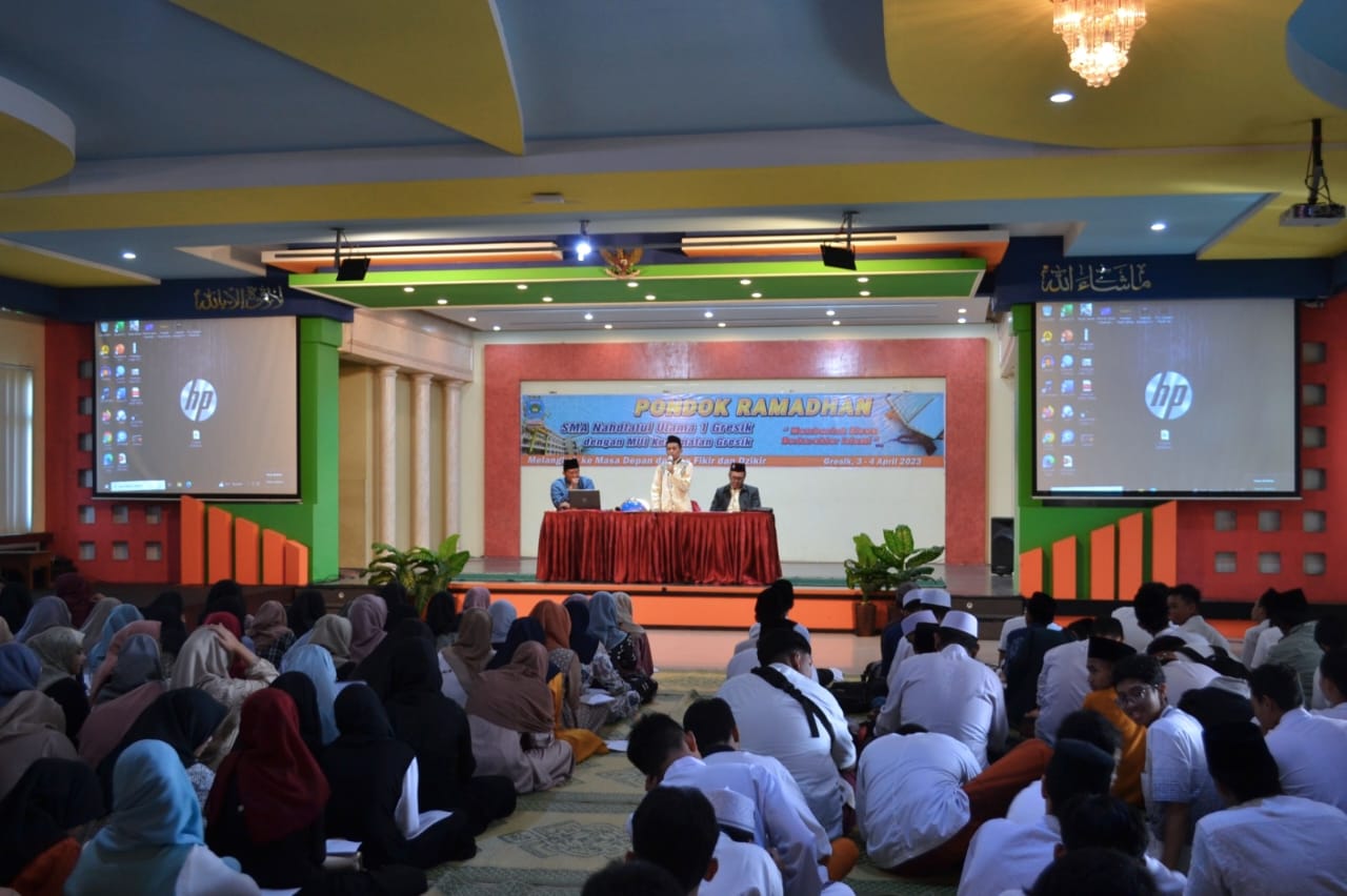 Kolaborasi dengan Majelis Ulama Indonesia Kecamatan Gresik, SMA Nahdlatul Ulama 1 Gresik gelar Pondok Ramadhan, 3 - 4 April 2023. Foto: Arif Rahman/NUGres