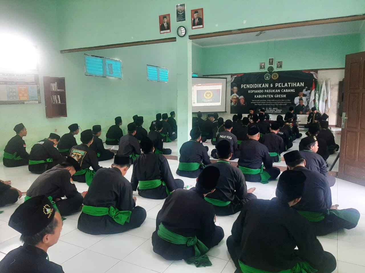 Sedikitnya 48 Perwakilan Pesilat Nahdlatul Ulama Pagar Nusa se-Kabupaten Gresik Ikuti Diklat Angkatan I Komando Pasukan Inti. Foto: Dokumentasi PC Pagar Nusa/NUGres