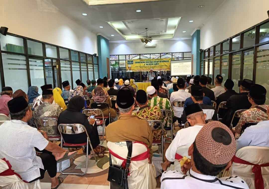 SUKSES. Seminar Fiqih Jenazah dan Bedah Buku 100 Hujjah Aswaja, Ahad (28/5/2023). Foto: Dok. LTMNU Cabang Gresik/NUGres