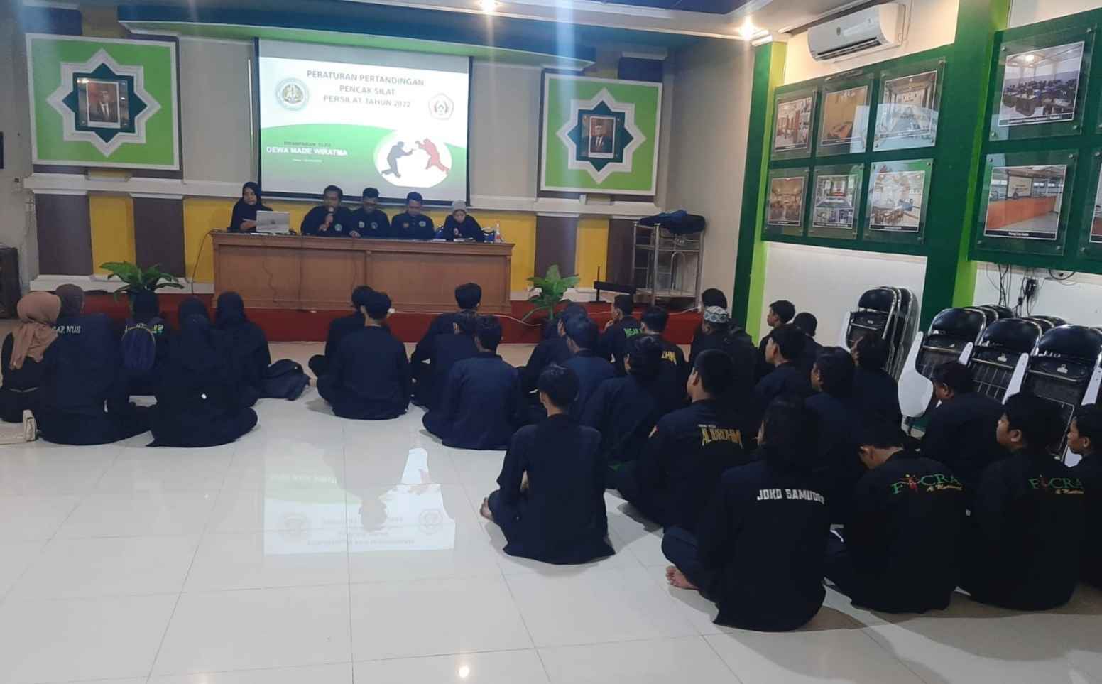 Puluhan Pelatih Pencak Silat Nahldatul Ulama (PSNU) Pagar Nusa dari 16 PAC Mengikuti Sosialisasi Aturan Terbaru dalam Pertandingan Pencak Silat, Kamis (1/6/2023) di SMANU 1 Gresik. Foto: dok. PC Pagarnusa Gresik/NUGres