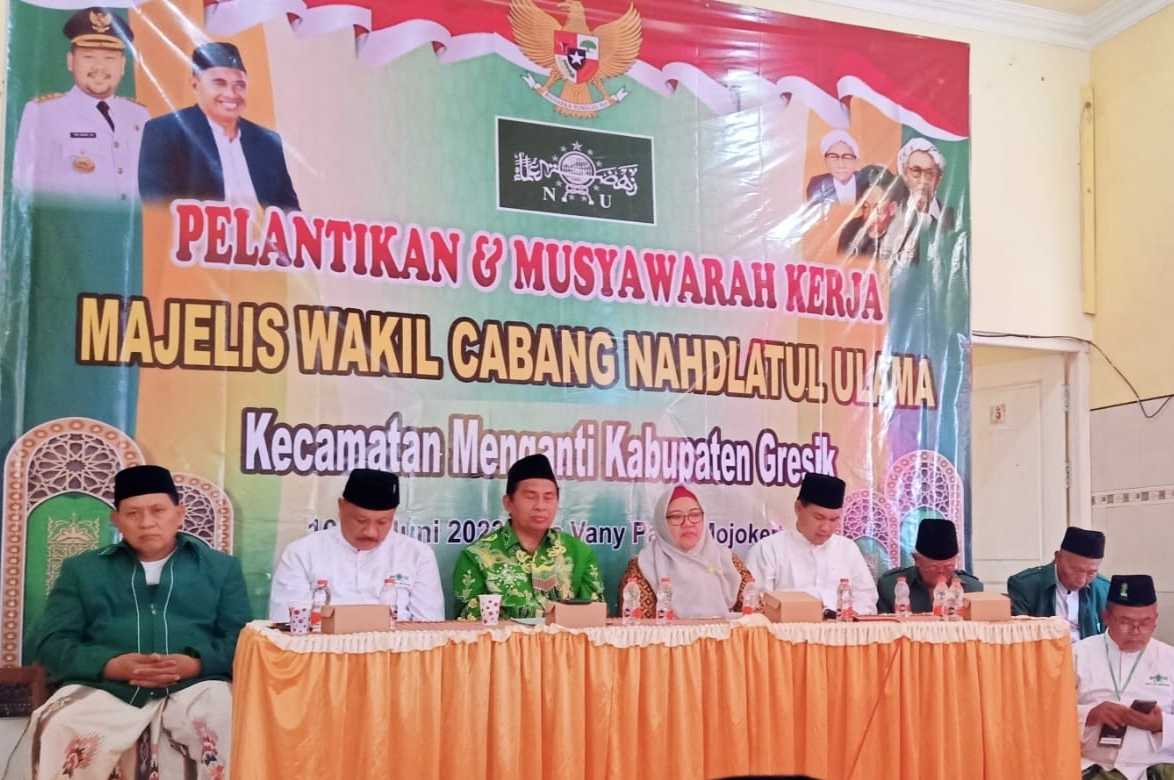 Wabup, Wakil Ketua dan Anggota DPRD Gresik turut Hadiri Pelantikan dan Musyker Pengurus Majelis Wakil Cabang Nahdlatul Ulama (MWCNU) Menganti, Sabtu (10/6/2023). Foto: ist/NUGres