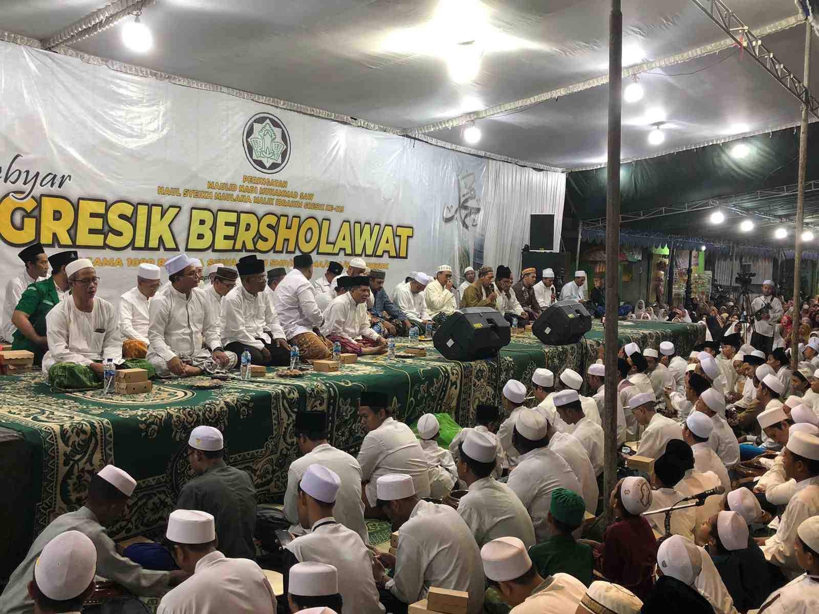 Gebyar Gresik Bersholawat memperingati Maulid Nabi Muhammad Saw dan Haul ke 623 Syekh Maulana Malik Ibrahim. Foto: Furqon Wahyudi/NUGres