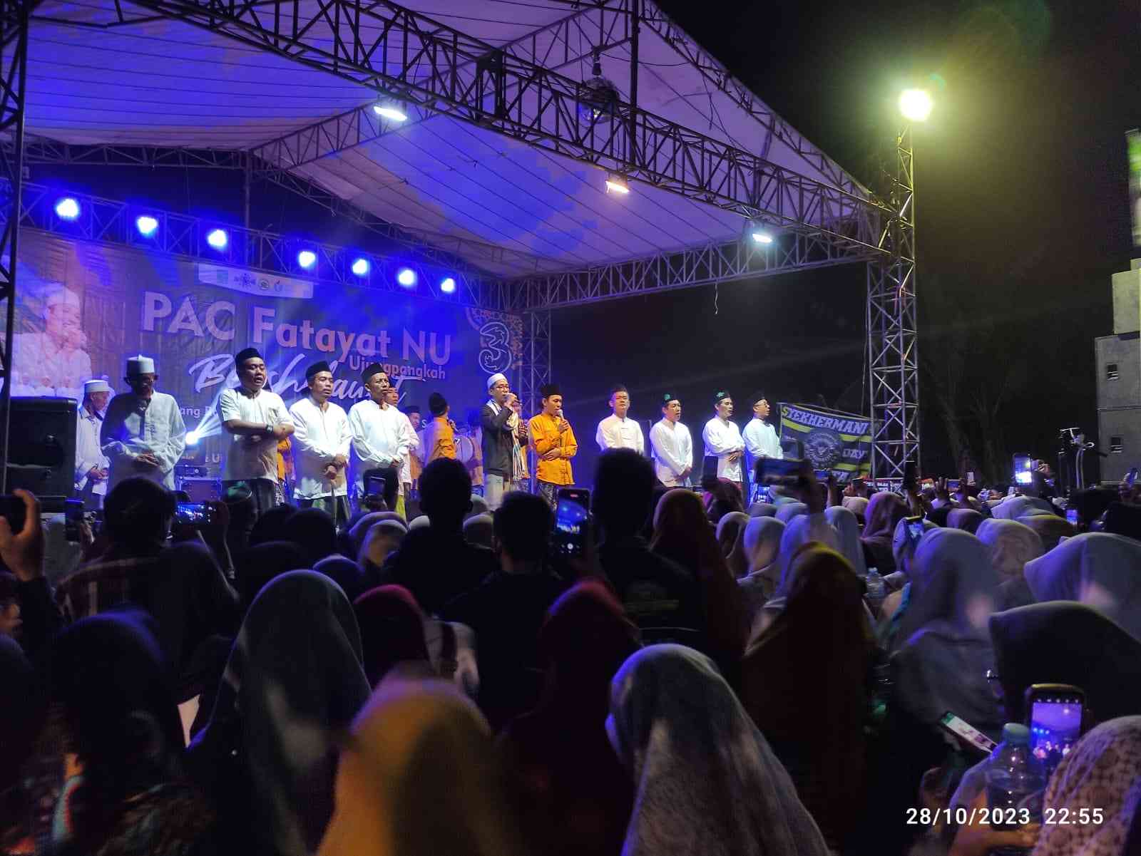 PAC Fatayat NU Ujungpangkah Bersholawat, Tandai Pemucak Rangkaian Pra Konferensi Periodik, Sabtu (28/10/2023). Foto: NUGres