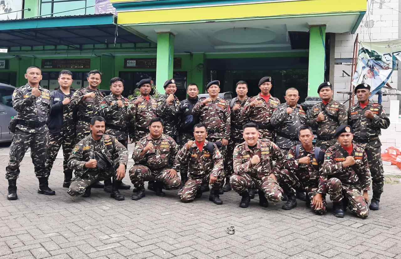 TINGKATKAN KAPASITAS. Sebanyak 21 Banser delegasi Satkorcab Gresik mengikuti Diklatsus Provost dan Protokoler yang digelar oleh Satkorcab Banser Sidoarjo dan PC GP Ansor Sidoarjo pada Jumat - Ahad (24 - 26/11/2023). Foto: dok Satkorcab Banser Gresik/NUGres