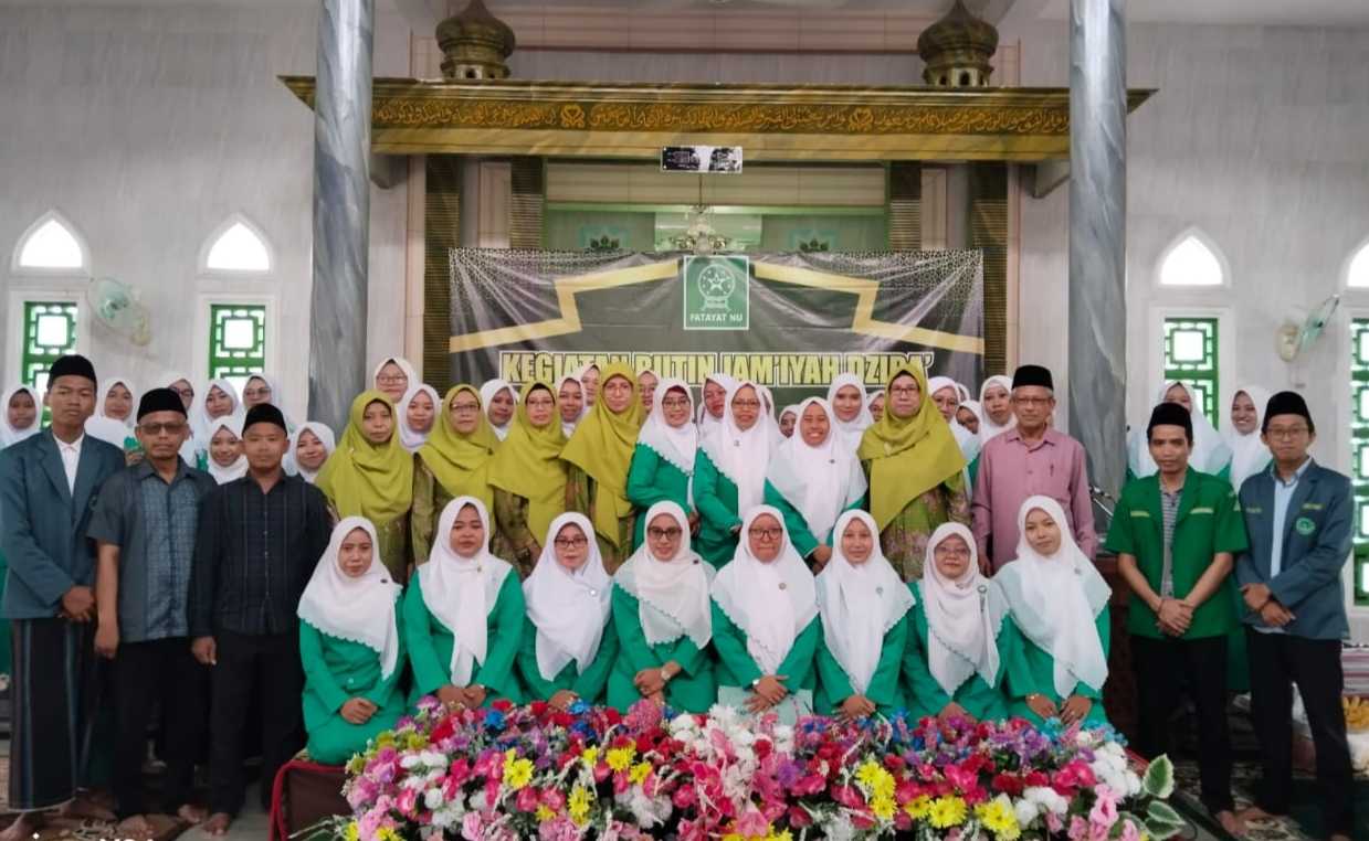 Pimpinan Anak Cabang Fatayat NU Bungah masa khidmat 2023 - 2027 resmi dilantik, Jumat (17/11/2023). Foto: dok PAC Fatayat NU Bungah/NUGres