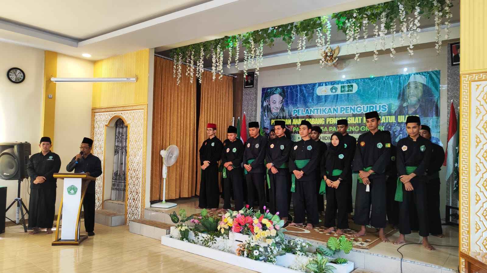 Pelantikan Pimpinan Anak Cabang Pencak Silat Nahdlatul Ulama Pagar Nusa berlangsung pada Ahad (12/11/2023). Foto: dok PAC Pagar Nusa Panceng/NUGres