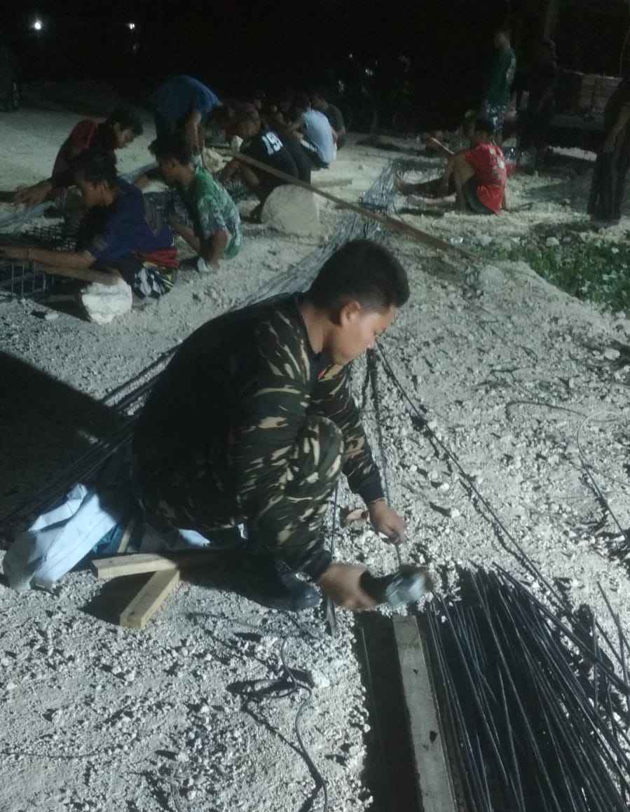 Roan Banser Gresik dimulai dari PAC Menganti membantu sejumlah pekerjaan pembangunan RSNU Gresik. Foto: dok PAC GP Ansor Menganti/NUGres