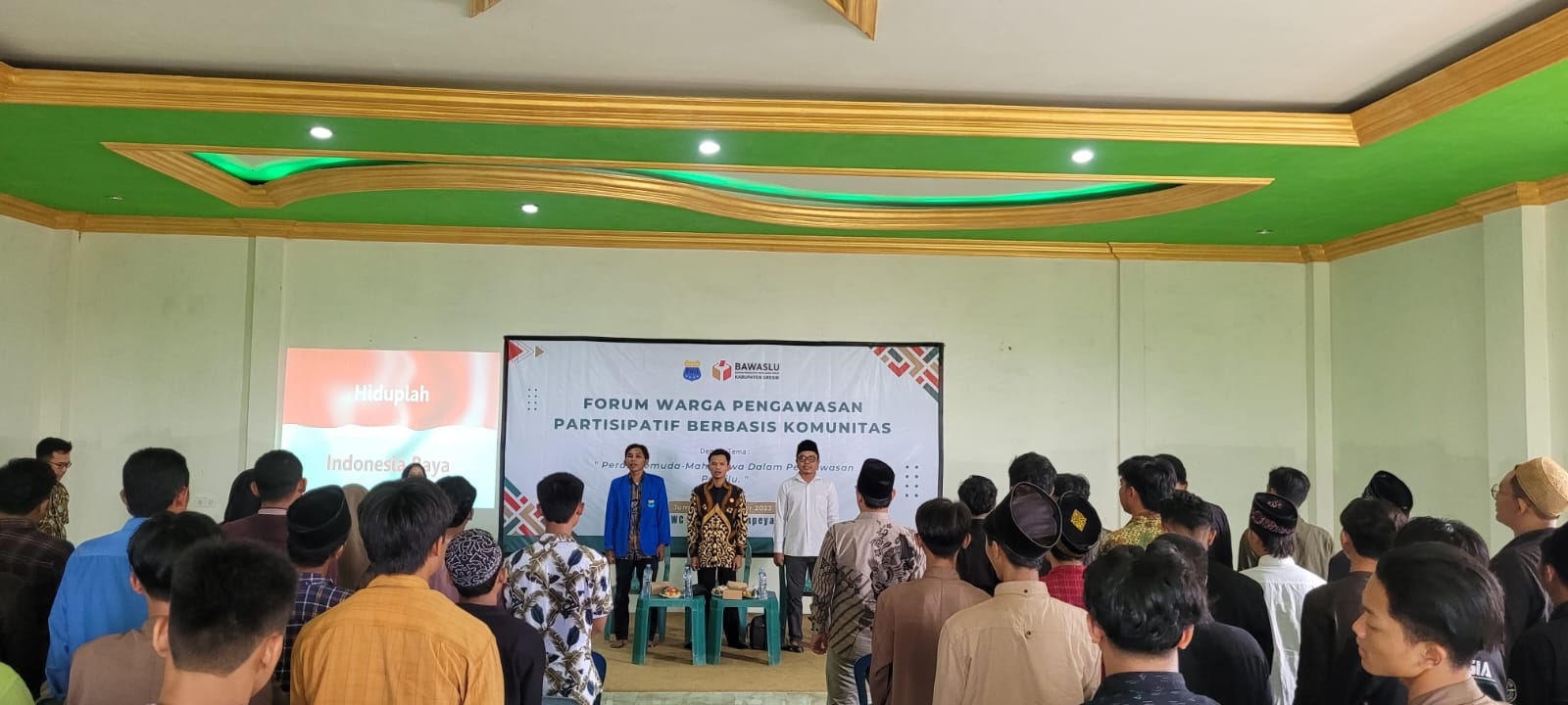 Forum pengawasan berbasis warga digelar oleh Bawaslu Kabupaten Gresik menggandeng kader PMII Gresik, Jumat (1/12/2023). Foto: Bawaslu Gresik/NUGres