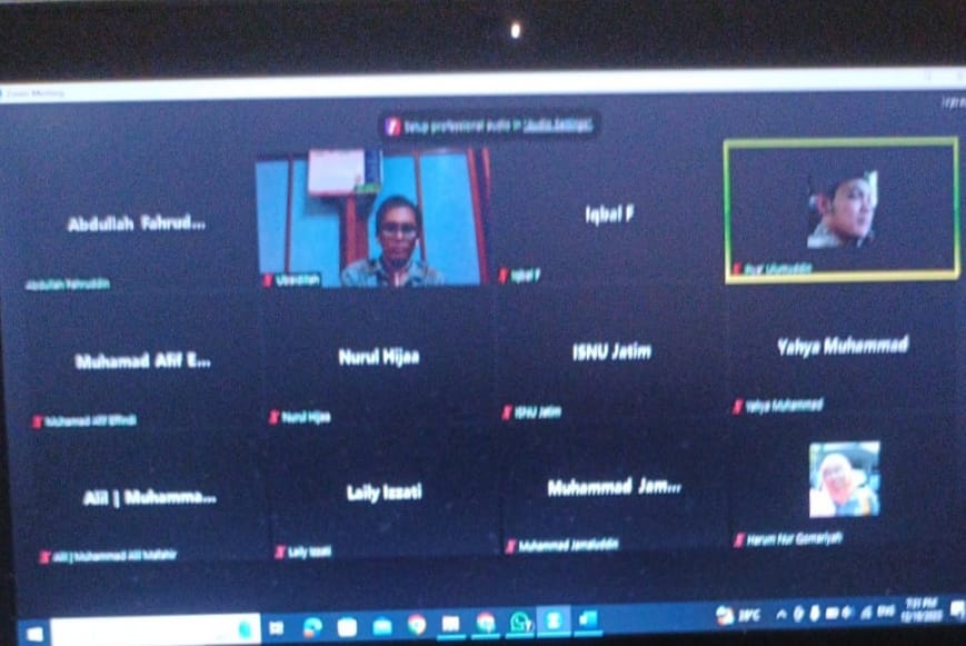 Ta'aruf perdana Pimpinan Cabang Ikatan Sarjana Nahdlatul Ulama Gresik digelar secara virtual, Selasa (19/12/2023). Foto: dok ISNU Gresik/NUGres