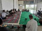 Rapat persiapan pelantikan MWCNU Sidayu di Kantor Muslimat Sidayu, Jumat (19/1/2024). Foto: Khanif/NUGres