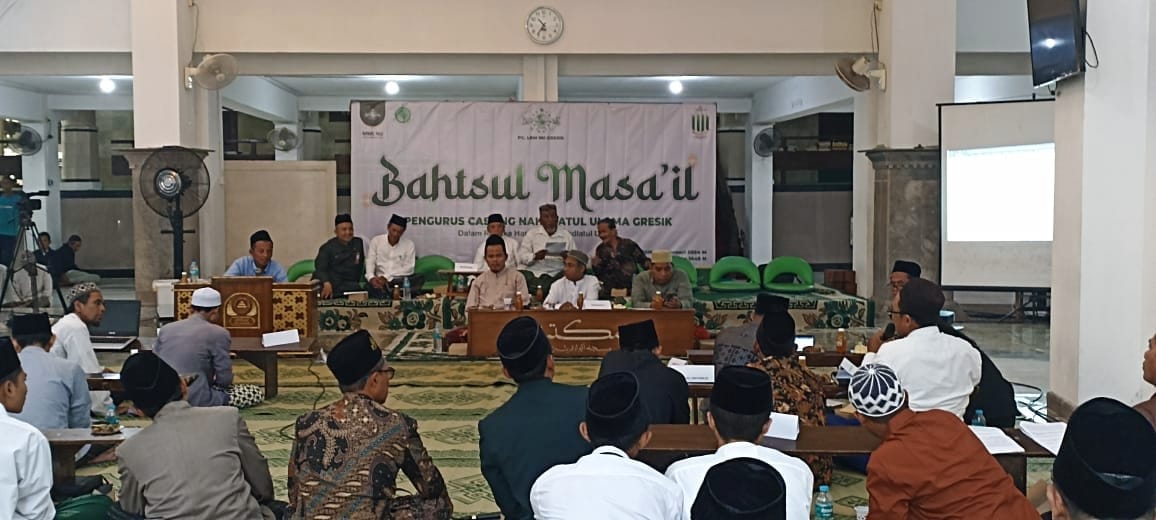 Tingginya angka perceraian di Gresik pada tahun 2023, direspons dalam Bahtsul Masail yang digelar Ahad (18/2/2024). Foto: dok LBMNU Gresik/NUGres