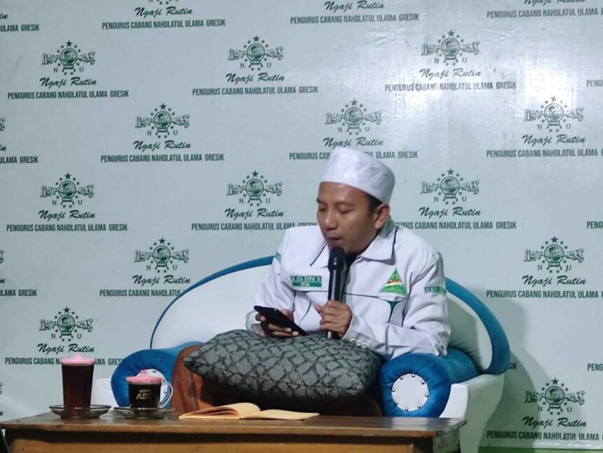 Ngaji Rutin Idhotun Nasyi'in PCNU Gresik bekerjasama dengan PC MDS Rijalul Ansor Gresik. Foto: dok NUGres