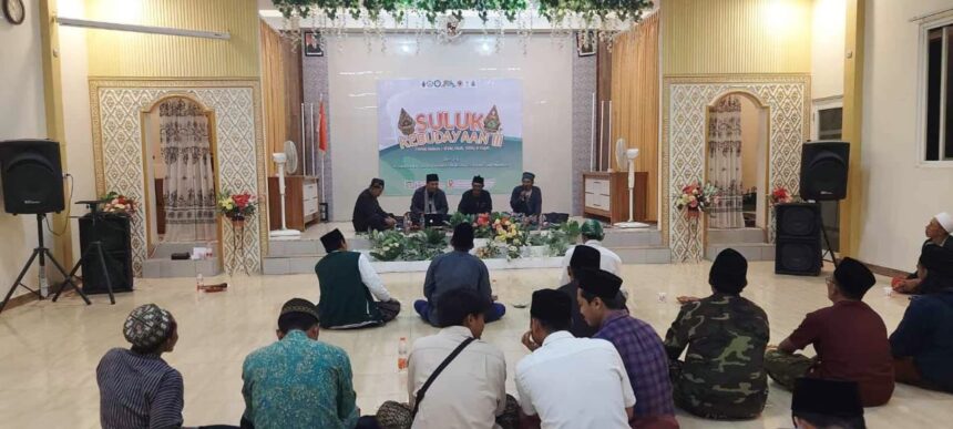 Lembaga Seni Budaya Muslimin Indonesia (Lesbumi NU) Gresik menggelar Suluk Kebudayaan ke-3 mengusung wirid, hizib, wifiq, dan rajah, Selasa (19/3/2024). Foto: dok Lesbumi NU Gresik/NUGres