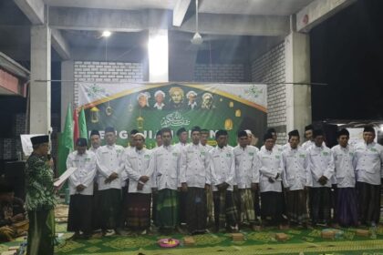 Pelantikan Pengurus Ranting Nahdlatul Ulama Petiyintunggal Dukun Gresik masa khidmat 2023 - 2028, Ahad (21/4/2024). Foto: dok PRNU Petiyintunggal/NUGres