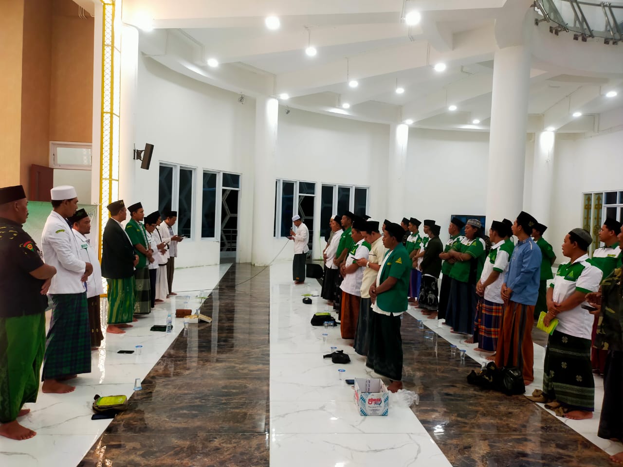 Organ pengelola Masjid KH Robbach Ma'sum Balongpanggang mengapresiasi kegiatan PAC GP Ansor Balongpanggang sebagai upaya untuk menyemarakkan masjid. Foto: dok PAC GP Ansor Balongpanggang/NUGres