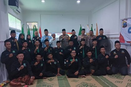 Jumat Curhat Polres Gresik, Pendekar Pagar Nusa dari sejumlah Kecamatan di Gresik Berkomitmen turut menjaga kondusifitas wilayah, Jumat (17/5/2024). Foto: Febrian Kisworo/NUGres