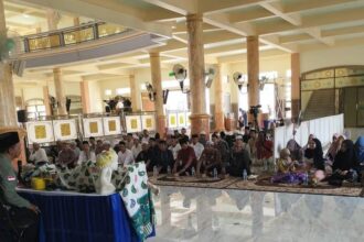 Kolaborasi Takmir Masjid Jami' Al Kautsar Indro dengan LTMNU Gresik Gelar Pelatihan Perawatan Jenazah, Ahad (5/5/2024). Foto: dok PC LTMNU Gresik/NUGres
