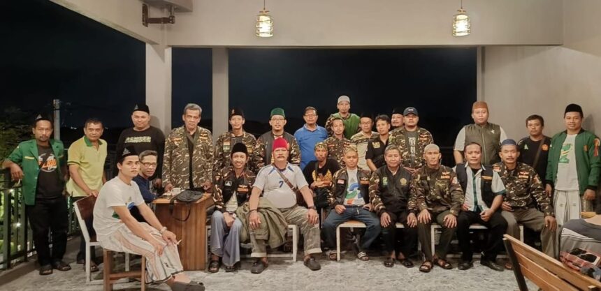 Satuan Koordinasi Rayon (Satkoryon) Banser Kebomas selenggarakan rapat koordinasi, Sabtu (8/6/2024) malam. Foto: dok Satkoryon Banser Kebomas/NUGres
