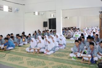 Peserta didik baru MTs Nurul Huda Grogol Bungah Gresik saat mengikuti kegiatan Masa Ta'ruf Siswa Madrasah (MATSAMA) Tahun ajaran baru 2024. Foto: dok MTs Nurul Huda/NUGres