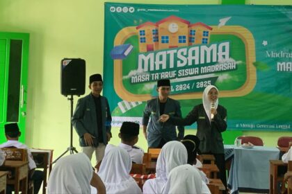 Pimpinan Anak Cabang (PAC) IPNU IPPNU Bungah melakukan pengawalan Masa Pengenalan Lingkungan Sekolah (MPLS) atau Masa Taaruf Siswa Siswi Madrasah (MATSAMA) di 30 sekolah yang terdiri dari tingkat SMP/MTs, SMA/SMK/MA Se-Kecamatan Bungah, Gresik. Foto: dok PAC IPNU IPPNU Bungah/NUGres