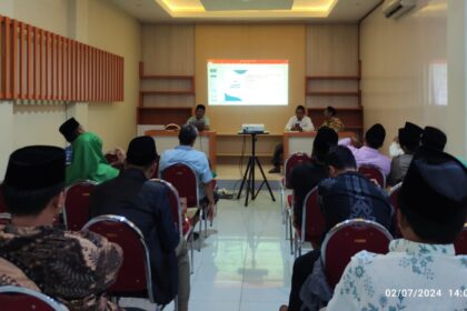 Rapat koordinasi persiapan Musyawarah Kerja Cabang ke-II PCNU Gresik, Selasa (2/7/2024). Foto: NUGres