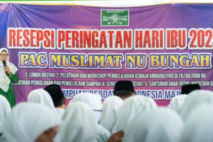 Serangkaian acara digelar Pimpinan Anak Cabang (PAC) Muslimat NU Bungah dalam rangka menyemarakkan Hari Ibu Tahun 2024 yang berlangsung pada Jumat (6/12/2024). Berbagai acara unik mulai dari Lomba Daiyah sehat hingga pelatihan pengelolaan sampah. Foto: dok LTN MWCNU Bungah/NUGres