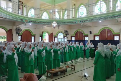 Pimpinan Anak Cabang (PAC) Fatayat NU Dukun menggelar Pertemuan Rutin di Ranting Fatayat NU Kaliagung, Dukun Gresik, Jum'at (6/12/2024). Foto: dok PAC Fatayat NU Dukun/NUGres