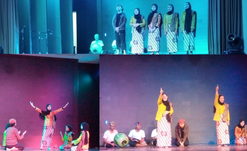 Sanggar Ya' UKM STAI Ihyaul Ulum Dukun Gresik Binaan Lesbumi PCNU Gresik Pentaskan Puisi "Bahtera Cahaya" di Jatim Art Forum 2024, Kamis (5/12/2024) malam. Foto: dok Sanggar Ya'/NUGres
