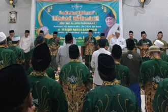 MWCNU Balongpanggang bersama lembaga dan badan otonom menggelar Halal Bihalal 1446 H dan Lailatul Ijtima', Sabtu (12/4/2025). Foto: dok MWCNU Balongpanggang/NUGres