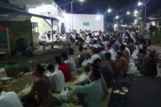 Suasana peringatan Haul ke-4 KH. Moh. Nadib, salah satu pelopor kemandirian ekonomi di MWCNU Dukun. Foto: ist/NUGres