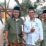 Ketua Lesbumi PBNU KH Muhammad Jadul Maula (baju hijau lumut), bersama Riadi Ngasiran (berkacamata) Ketua Lesbumi PWNU Jawa Timur. Foto: dok Lesbumi PWNU Jatim/NUGres