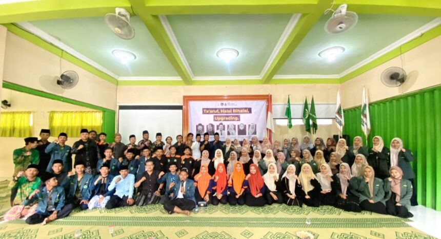 PAC IPNU IPPNU Wringinanom Gresik menggelar kegiatan Ta'aruf, Halal Bihalal dan Upgrading yang juga turut melibatkan para alumni. Foto: dok PAC IPNU IPPNU Wringinanom/NUGres