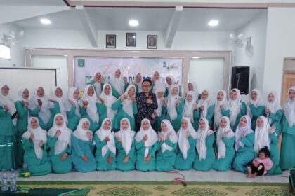 Di Ranting Fatayat NU Bulangan, Pimpinan Anak Cabang (PAC) Fatayat NU Dukun menyambut Harlah ke-75 Fatayat NU sekaligus Hari Kartini 2025 dengan melaksanakan seminar dan pelatihan. Foto: dok PAC Fatayat NU Dukun/NUGres