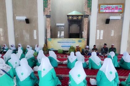 Mengusung tema “Menguatkan Kebersamaan dalam Kehangatan Idul Fitri", PAC Fatayat NU Kebomas selenggarakan Halal bihalal 1446 Hijiriah, Ahad (20/4/2025). Foto: dok PAC Fatayat NU Kebomas/NUGres