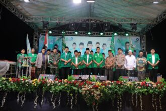 Pelantikan Pimpinan Anak Cabang (PAC) Gerakan Pemuda (GP) Ansor Wringinanom masa khidmat 2024 - 2027 berlangsung pada Sabtu (19/4/2025) malam. Foto: dok PAC GP Ansor Wringinanom/NUGres