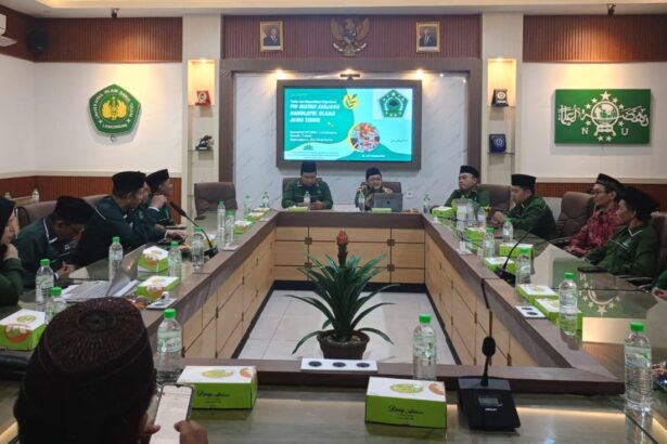 Pimpinan Wilayah (PW) Ikatan Sarjana Nahdlatul Ulama Jawa Timur (ISNU Jatim) melaksanakan Turba menyapa Pimpinan Cabang ISNU se-Pantura Barat, Jumat (9/5/2025). Foto: dok PW ISNU Jatim/NUGres