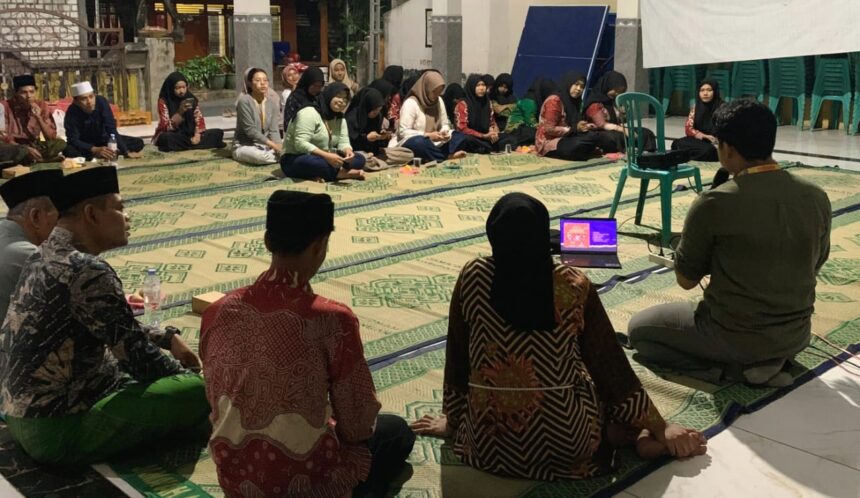 Pimpinan Ranting (PR) IPNU IPPNU Gedangan Sidayu Gresik, bekerja sama dengan mahasiswa BKK Universitas Airlangga Surabaya (Unair) menggelar seminar kesehatan, Jumat (1/8/2025). Foto: dok PR IPNU IPPNU Gedangan/NUGres