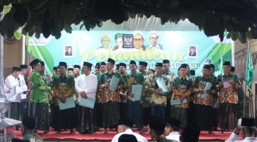 Pengurus Ranting Nahdlatul Ulama (PRNU) Banjarsari Cerme Gresik masa khidmat 2025–2030 secara resmi dilantik, Sabtu 4 Oktober 2025. Foto: dok MWCNU Cerme/NUGres