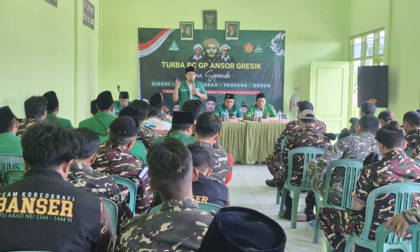Pimpinan Cabang (PC) Gerakanb Pemuda (GP) Ansor Gresik tancap gas melaksanakan Turun ke Bawah (Turba) guna menyosialisasikan berbagai hasil Muskercab, Sabtu (1/11/2025). Foto: dok PC GP Ansor Gresik/NUGres