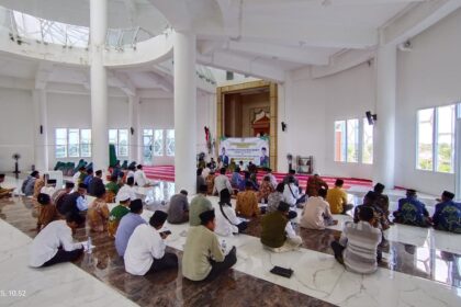 Dewan Masjid Indonesia (DMI) Balongpanggang Gresik melaksanakan Musyawarah Cabang (Muscab) untuk periode 2025 - 2030, Ahad (14/12/2025). Foto: Samsul/NUGres