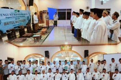 Pengurus Cabang Lembaga Takmir Masjid Nahdlatul Ulama (LTMNU) Gresik, secara resmi melantik Pengurus Takmir Masjid Baitul Muttaqin Desa Bedanten, Kecamatan Bungah, Kabupaten Gresik, Ahad (15/2/2026). Foto: dok LTMNU Gresik/NUGres