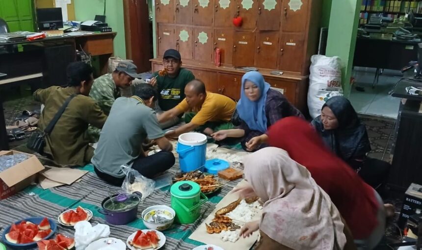 Lembaga Pendidikan (LP) Ma’arif MWCNU Dukun, Kabupaten Gresik menggelar rapat koordinasi (rakor) bersama para kepala madrasah (kamad) pada Kamis (13/2/2026). Foto: dok LP Ma'arif MWCNU Dukun/NUGres