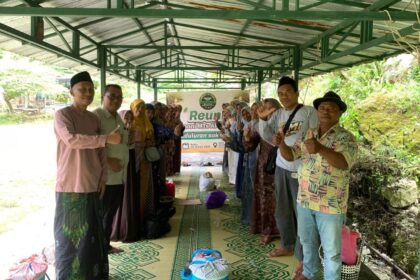 Memanfaatkan momentum Hari Raya Idulfitri 1447 untuk perkuat silaturahmi, alumni MTs Al Karimi Tebuwung Dukun Gresik selenggarakan reuni, Rabu (25/3/2026). Foto: Syafik Hoo/NUGres