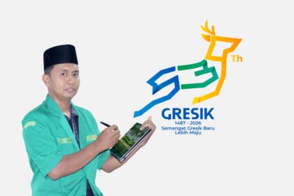 Mohamad Arif, Peraih Juara 1 Sayembara Logo Hari Jadi ke-539 Kabupaten Gresik. Foto: dok Mohamad Arif/NUGres
