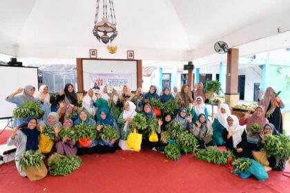 Perkuat solidaritas perempuan, Kebun Pemulihan Gresik berkolaborasi dengan PC Fatayat NU Gresik menggelar Konseling Kelompok dan Sosialisasi HIV/AIDS. Foto: dok PC Fatayat NU Gresik/NUGres