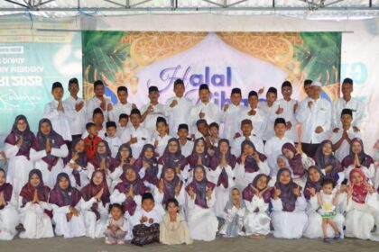 MTs Al Karimi 1 Tebuwung Kecamatan Dukun Gresik melaksanakan Halal Bihalal, Sabtu (28/3/2026). Foto: Syafik Hoo/NUGres