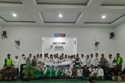 Rangkaian Safari Ramadhan Majelis Wakil Cabang Nahdlatul Ulama (MWCNU) Cerme, resmi ditutup dalam suasana hangat dan penuh kekeluargaan pada Kamis (12/3/2026) malam. Foto: dok LTN MWCNU Cerme/NUGres